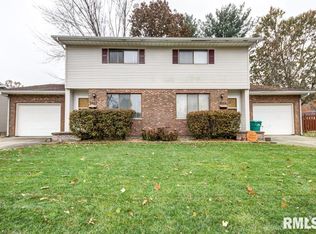 2022 Lindbergh Blvd, Springfield, IL 62704