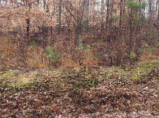 2209 Shannon Dr, Dalton, GA 30720