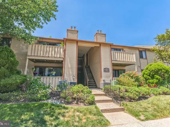 512 Poplar Ct, Lansdale, PA 19446