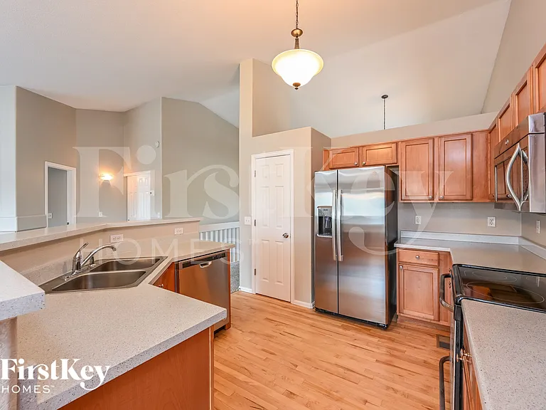 6122 S Quemoy Ct — Photo 7