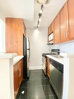 Rented by Corcoran | media 4