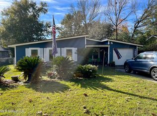 1867 Brasher Rd, Biloxi, MS 39532