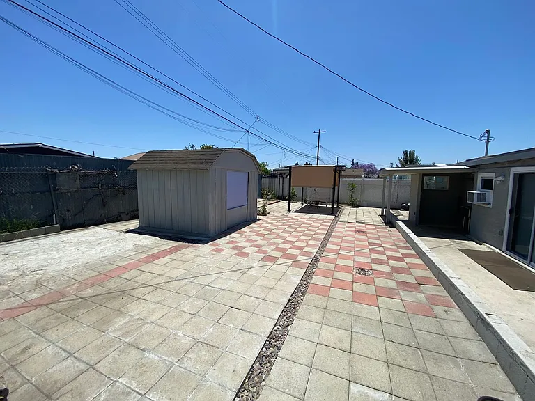 15522 Claretta Ave — Photo 30