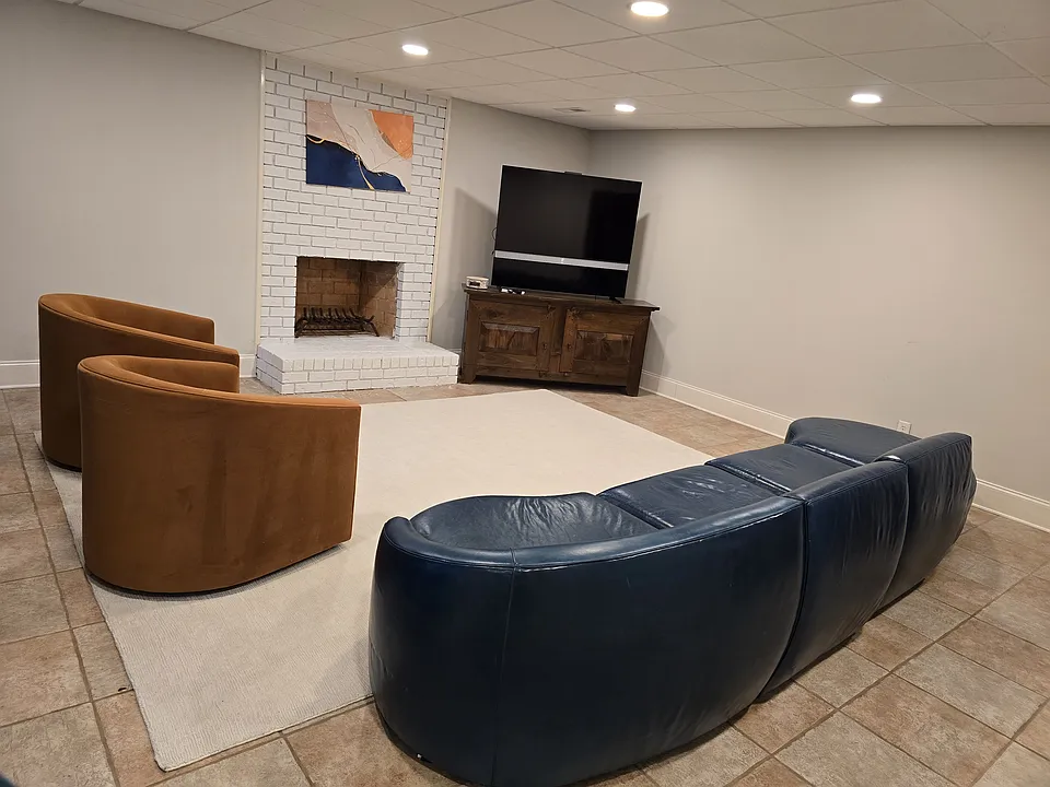 9542 Greyson Ridge Dr