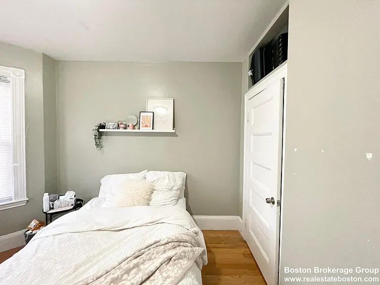 8 Darling St #1 — Photo 7