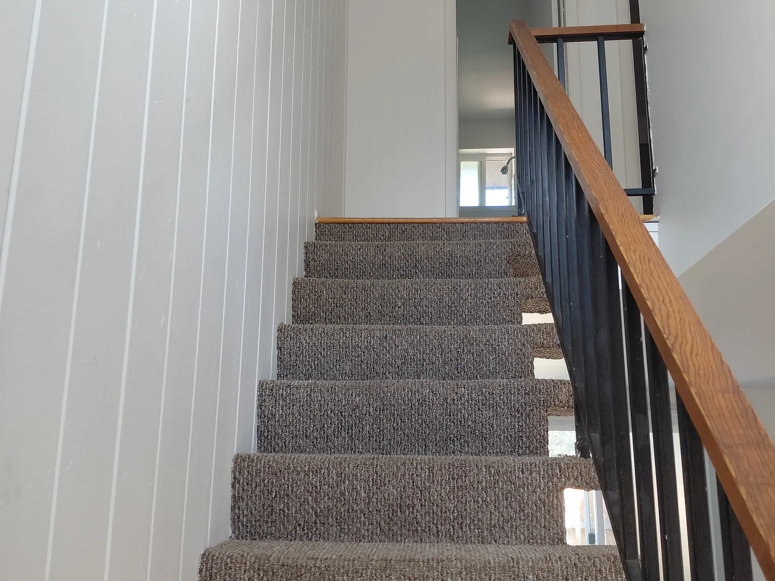 2 bed, 990 sqft, $1,650 — Photo 4