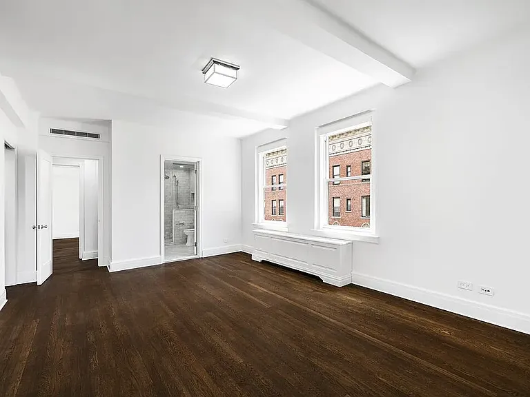 1085 Park Ave #13B — Photo 14