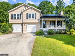 443 Rhett Dr, Loganville, GA 30052