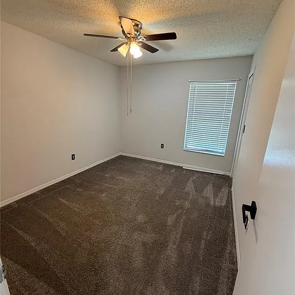 3221 Oakwood Pl — Photo 15