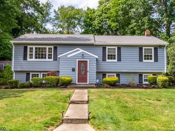 7 Dixon Pl, Wayne Twp., NJ 07470