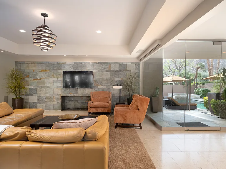 46115 Sacatan Cir — Photo 19