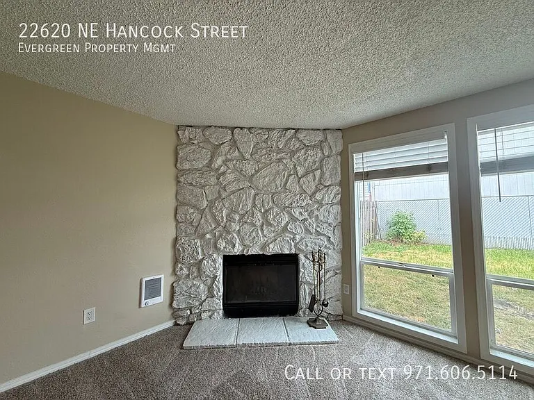 22620 NE Hancock St — Photo 7