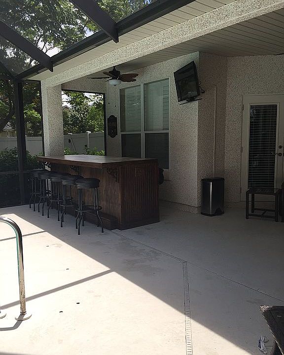 1st image of 4904 Blackhawk Dr