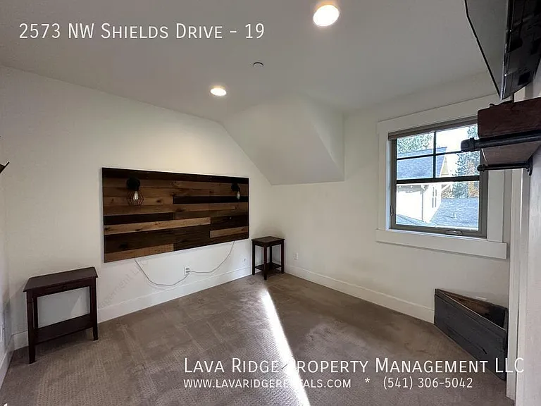 2573 NW Shields Dr #19 — Photo 12