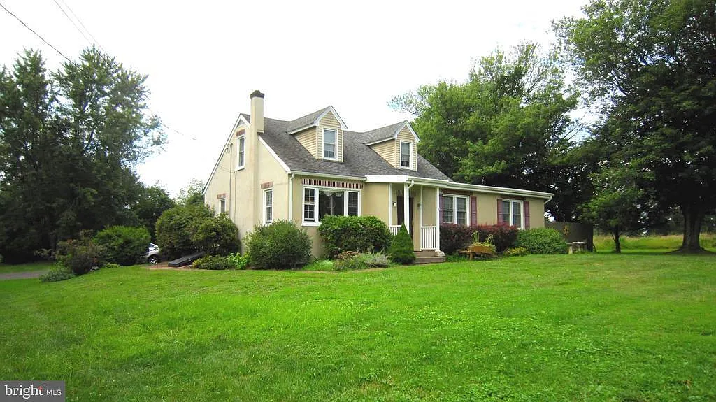 1412 Keystone Dr photo 1