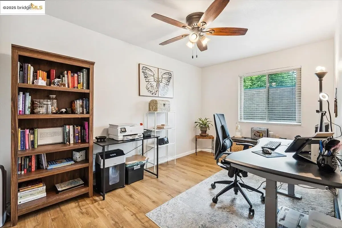 3 bed, 1.5 bath, 1254 sqft, $3,350 — Photo 4