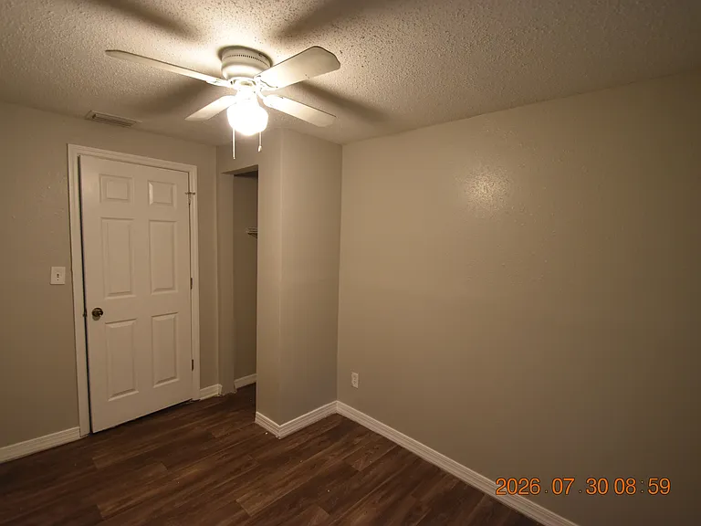 12203 N 9th St — Photo 31