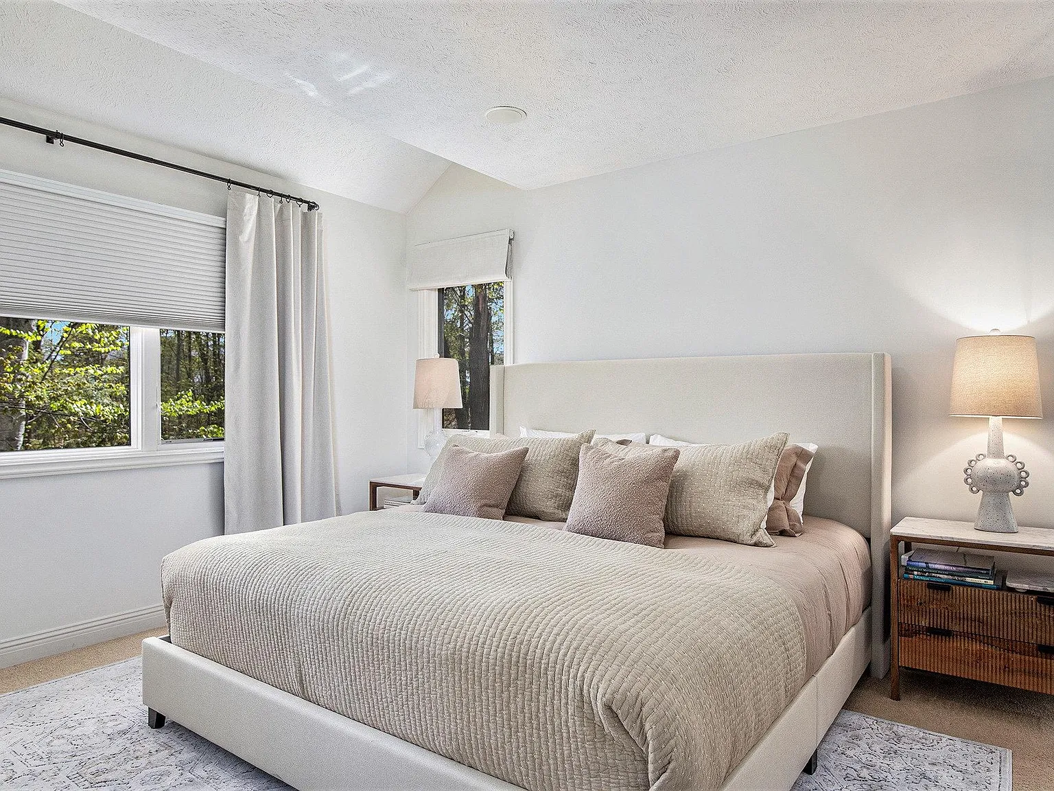 8940 Sunset Cir — Photo 3