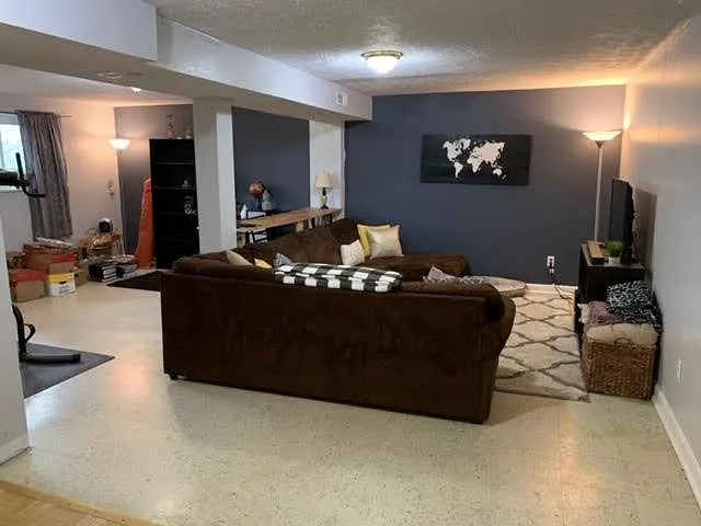 9309 Somerset Dr — Photo 23