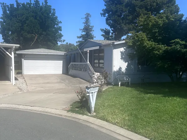 9 Silver Fox Ct, Lodi, CA 95242