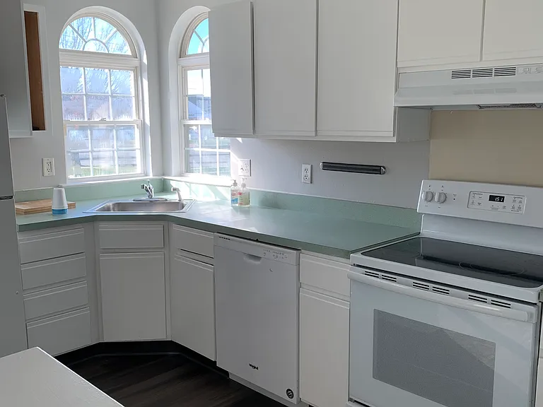 203 Academy Ln — Photo 18