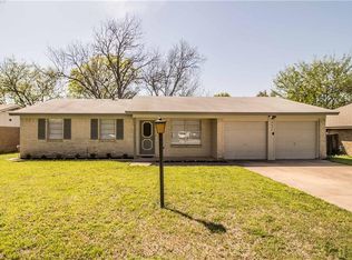 6637 Mona Lisa Ave, Watauga, TX 76148