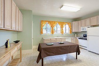 Kitchen :: 638 54th Street