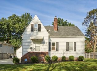350 Hoover Ave, Akron, OH 44312