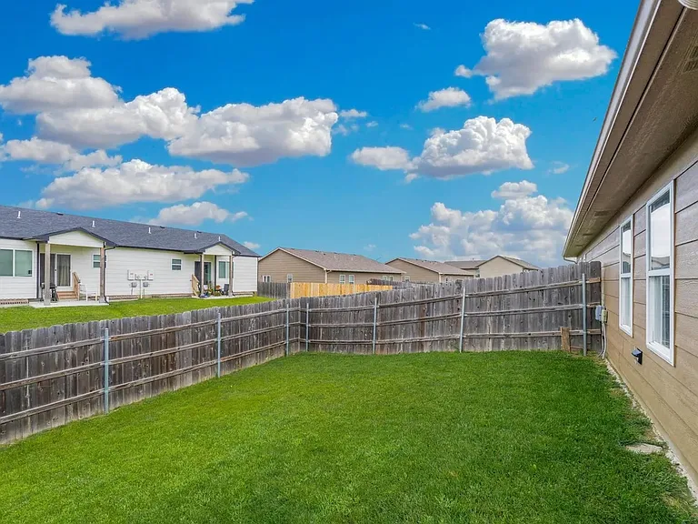 2306 E Coolwater St — Photo 18