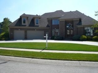 6645 Cherbourg Cir, Indianapolis, IN