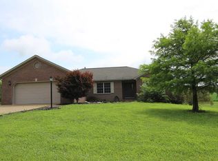 2421 Oakview Ct, Wadesville, IN 47638