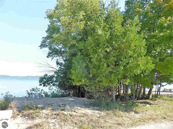 3rd image of 0 E South Shore Dr