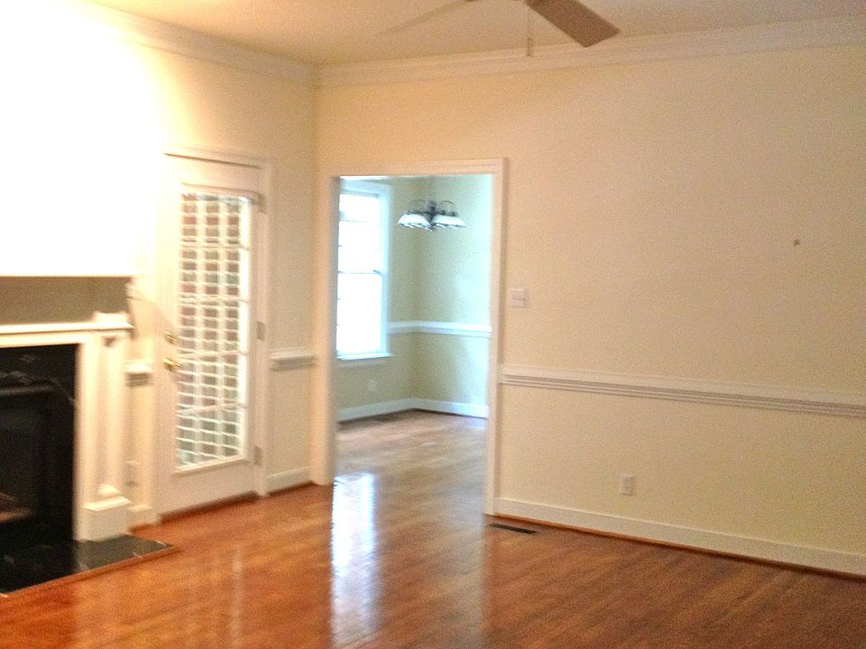 2nd image of 2951 Maple Grove Ln W