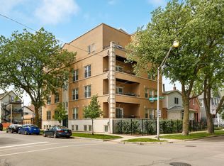 1702 N Artesian Ave #1W, Chicago, IL 60647