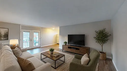 Executive House Photo 1