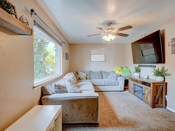 4th image of 649 Camino Floretta NW