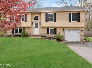 877 Hyson Rd, Jackson, NJ 08527