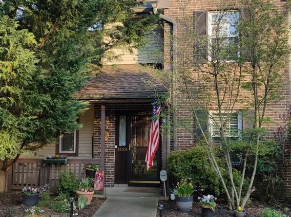 1403 Locust Ct, Monmouth Junction, NJ 08852