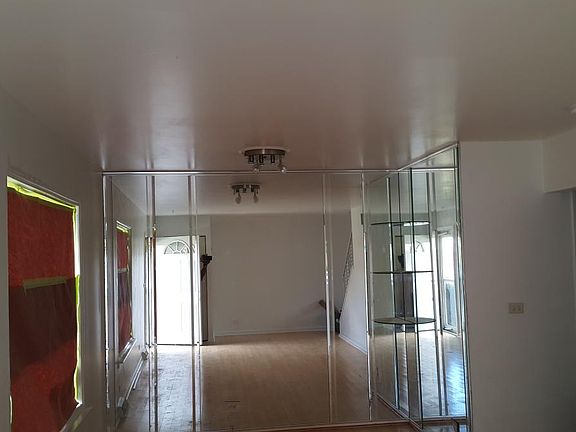 4th image of 1065 Euclid Ln