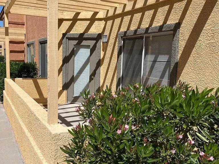 4915 E Russell Rd #143-7 — Photo 4