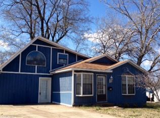 707 Birch St, Searcy, AR 72143