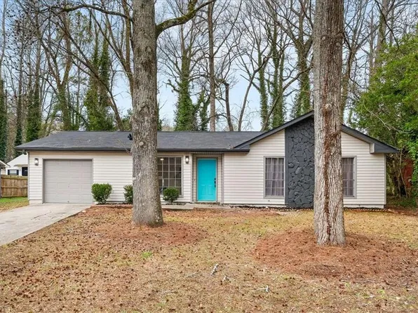 8185 Englewood Trl, Riverdale, GA 30274