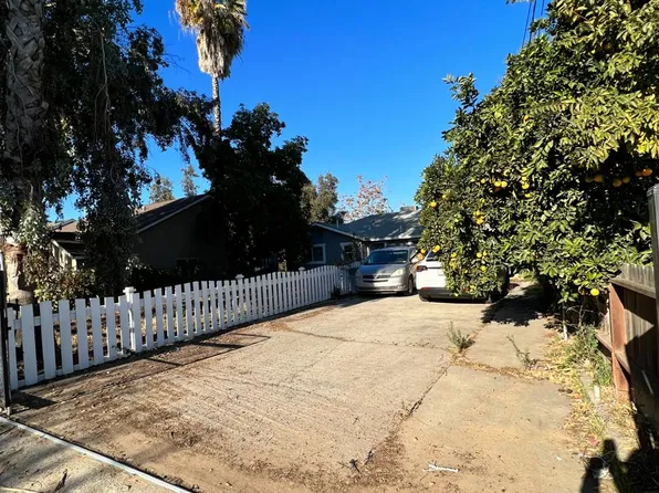 2355 W Hatch Rd, Modesto, CA 95358