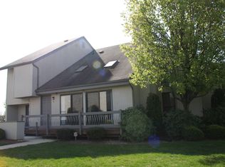 8 Mill Brook Rd, Franklin Twp, NJ 07882