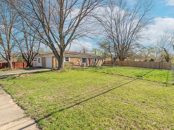 4th image of 8723 Lynbrook Dr