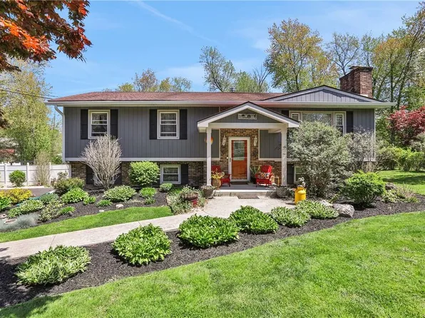 106 Caroline Drive E, Wappingers Falls, NY 12590