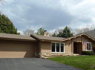 601 Mesa Ct, Waukesha, WI 53188