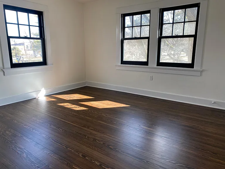 Bedroom #1 (12x13)