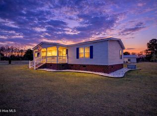 1961 Becton Farm Rd, Kinston, NC 28501