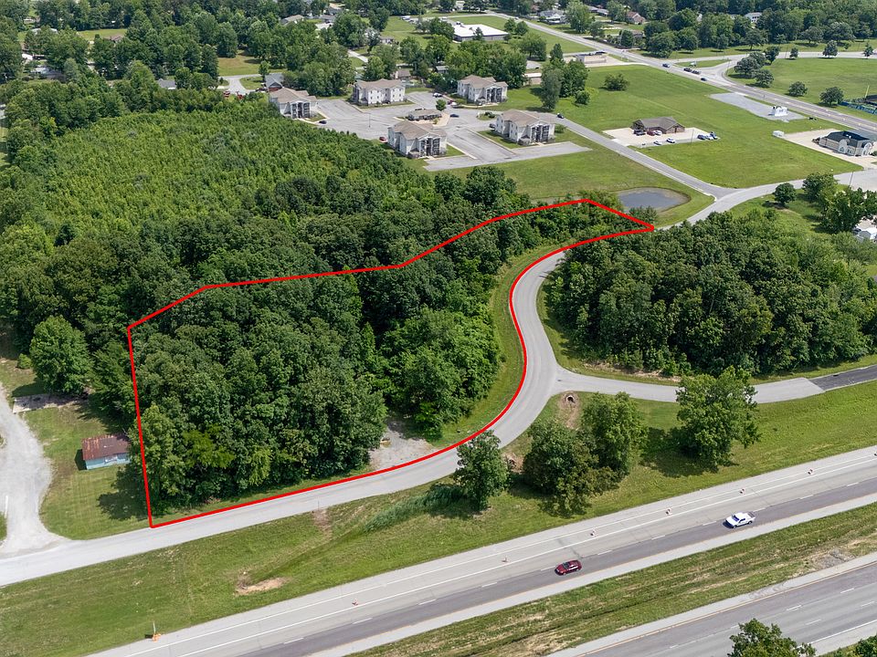 1st image of 1110 Pin Oak Dr